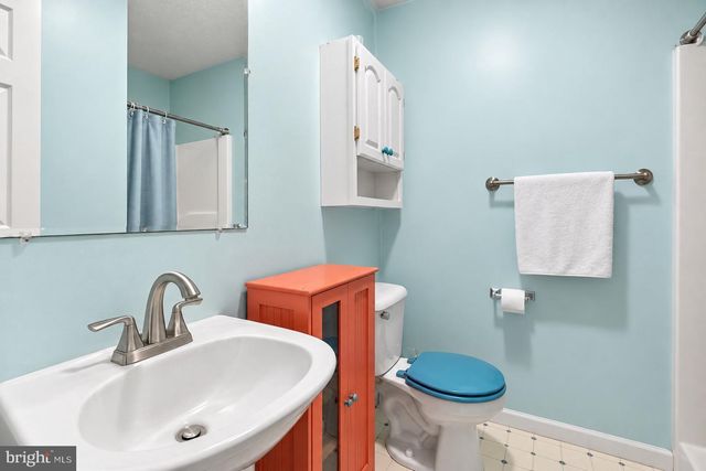 58 BRANCHY RD, Harpers Ferry, WV 25425