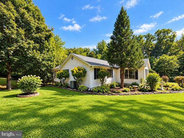 58 BRANCHY RD, Harpers Ferry, WV 25425
