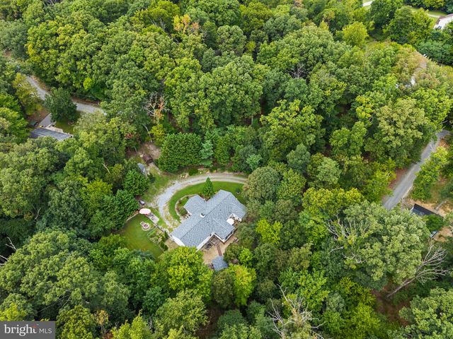 58 BRANCHY RD, Harpers Ferry, WV 25425