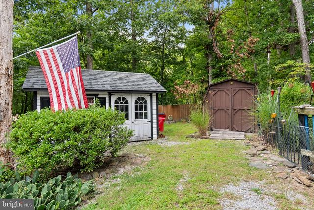 58 BRANCHY RD, Harpers Ferry, WV 25425