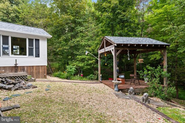 58 BRANCHY RD, Harpers Ferry, WV 25425