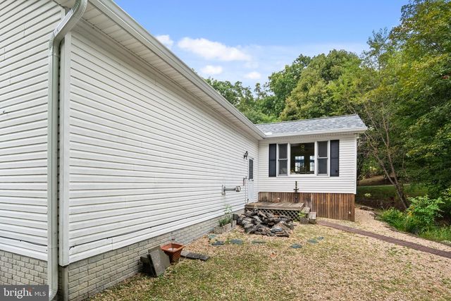 58 BRANCHY RD, Harpers Ferry, WV 25425