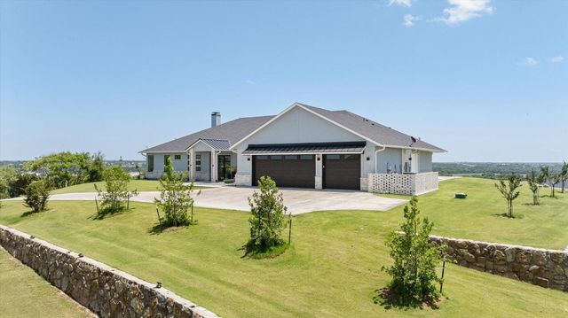 150 Pinnacle Peak Lane, Weatherford, TX 76087