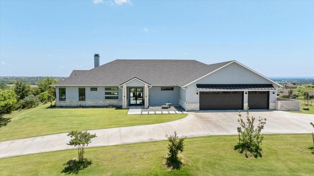 150 Pinnacle Peak Lane, Weatherford, TX 76087