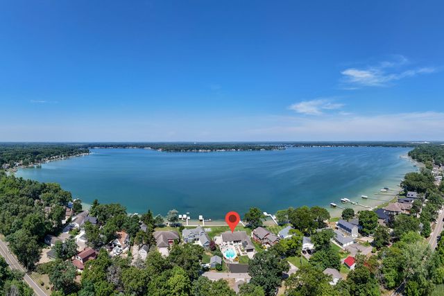 10120 Harris Drive, Portage, MI 49002