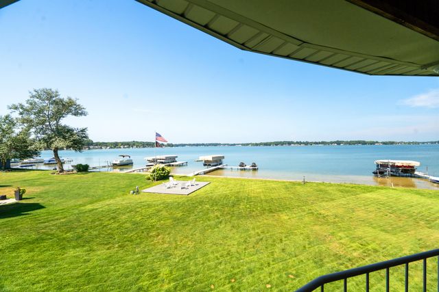 10120 Harris Drive, Portage, MI 49002