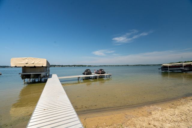 10120 Harris Drive, Portage, MI 49002