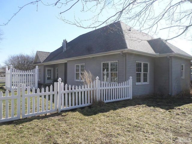 922 Arthur Street, Rochester, IN 46975