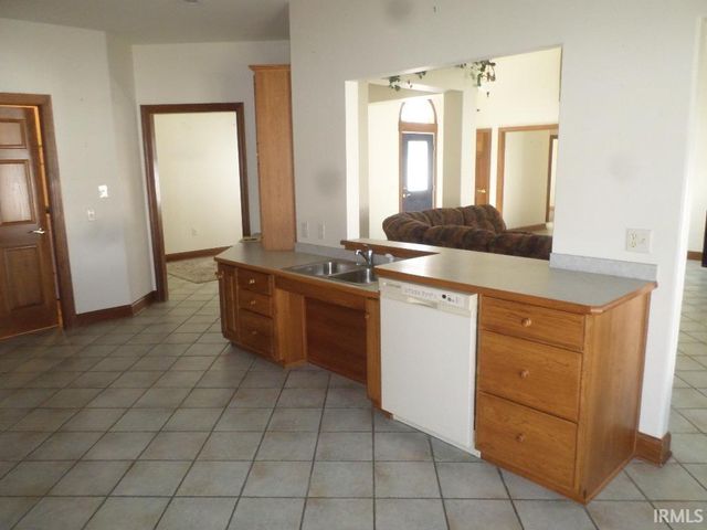 922 Arthur Street, Rochester, IN 46975