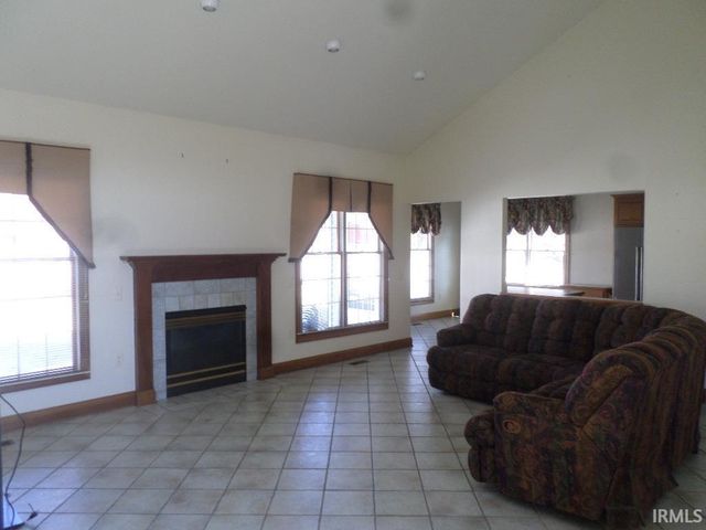 922 Arthur Street, Rochester, IN 46975