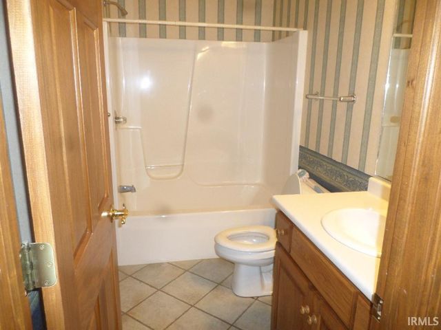 922 Arthur Street, Rochester, IN 46975