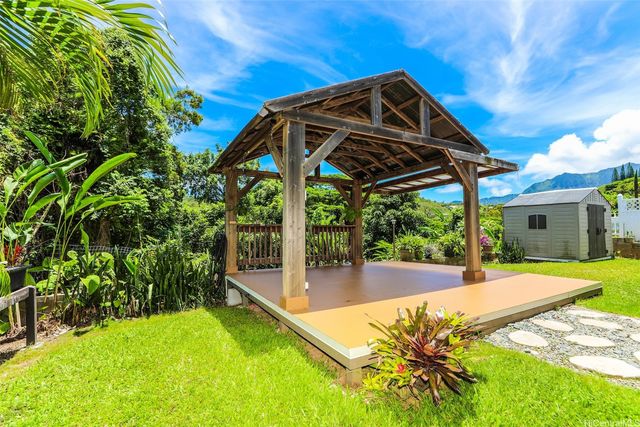 1724 Akaakoa Street, Kailua, HI 96734