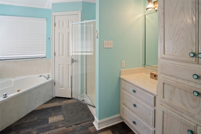 962 Raymond, Crystal Beach, TX 77650