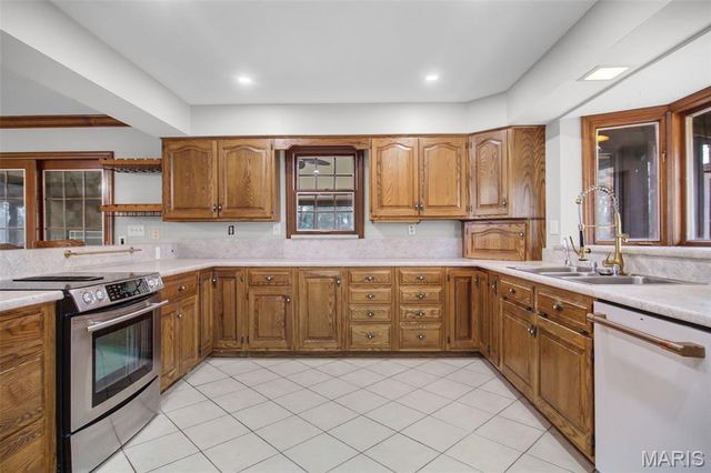 64 High Trails Drive, Eureka, MO 63025