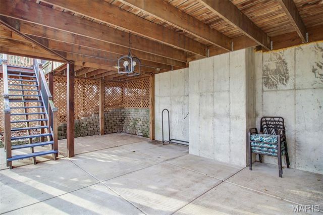 64 High Trails Drive, Eureka, MO 63025