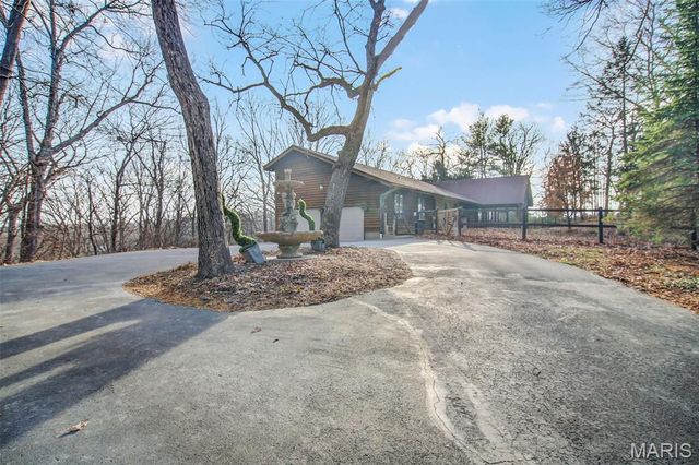 64 High Trails Drive, Eureka, MO 63025