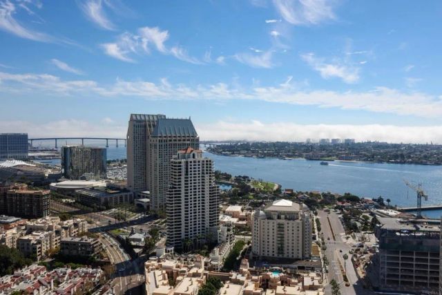 888 W E Street 3902, San Diego, CA 92101