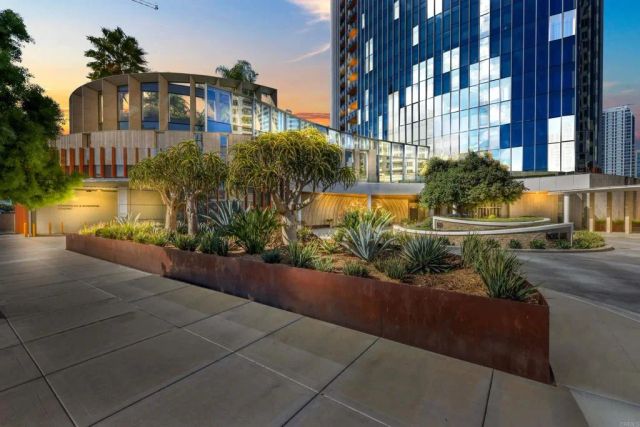 888 W E Street 3902, San Diego, CA 92101