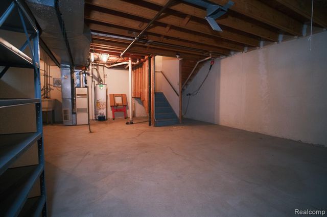 37343 Clubhouse Drive, Sterling Heights, MI 48312