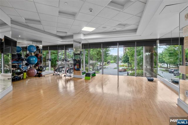 8100 River Road 1005, North Bergen, NJ 07047
