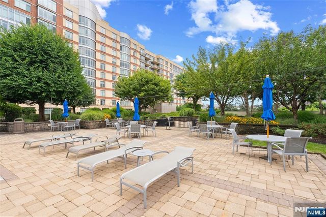 8100 River Road 1005, North Bergen, NJ 07047