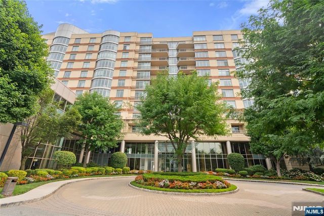 8100 River Road 1005, North Bergen, NJ 07047