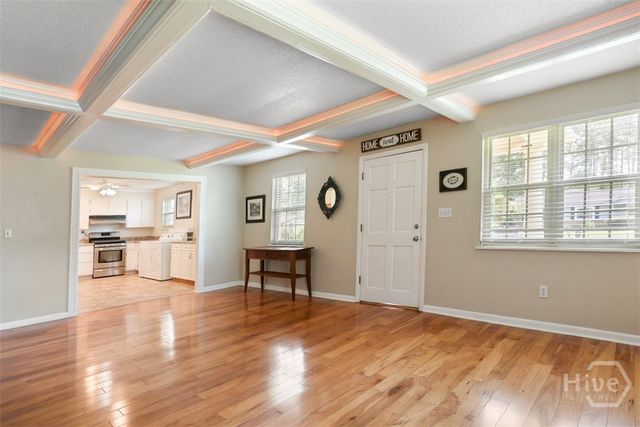 9 Hickory Drive, Savannah, GA 31408