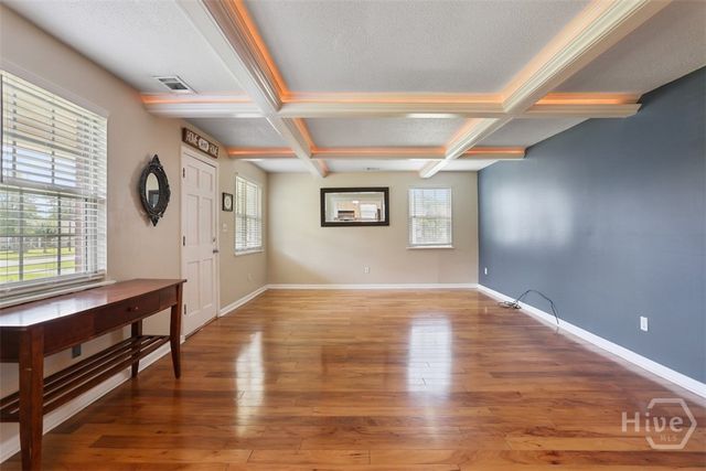 9 Hickory Drive, Savannah, GA 31408
