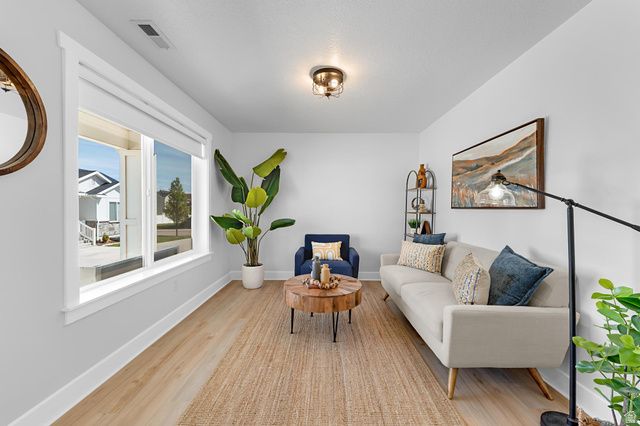 895 N 90 W, Santaquin, UT 84655