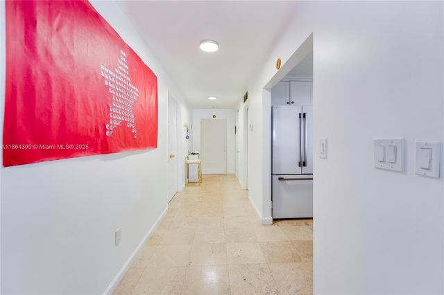 5601 Collins Ave M5, Miami Beach, FL 33140