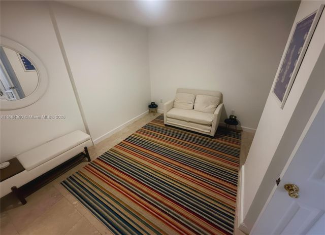 5601 Collins Ave M5, Miami Beach, FL 33140