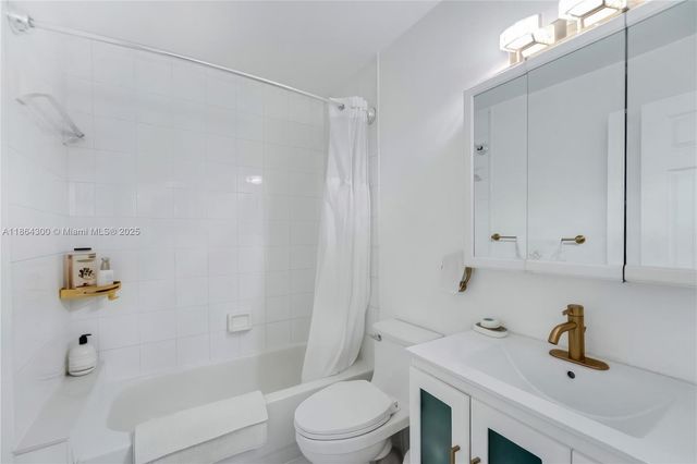 5601 Collins Ave M5, Miami Beach, FL 33140