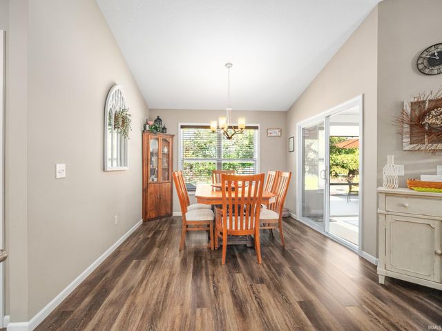 10801 Fenton Cove, Roanoke, IN 46783