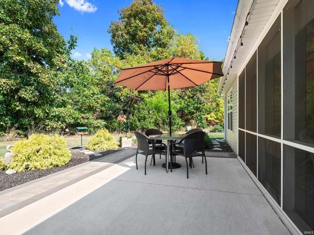 10801 Fenton Cove, Roanoke, IN 46783