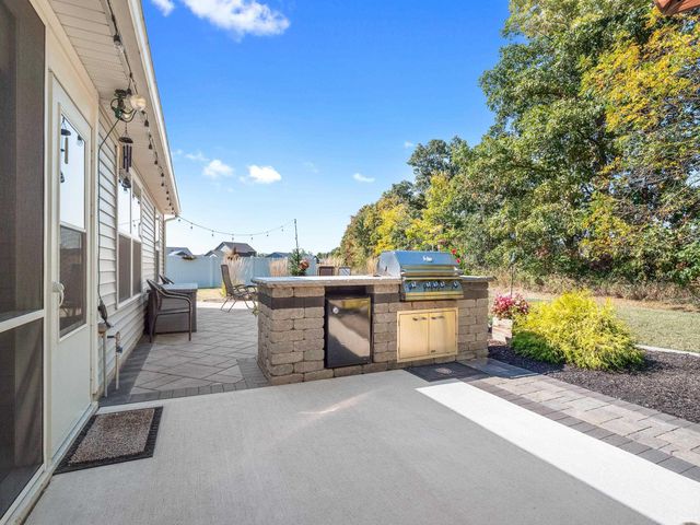 10801 Fenton Cove, Roanoke, IN 46783