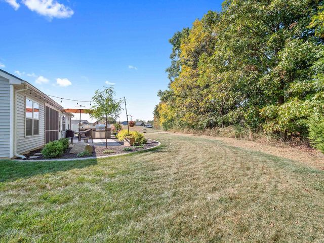 10801 Fenton Cove, Roanoke, IN 46783