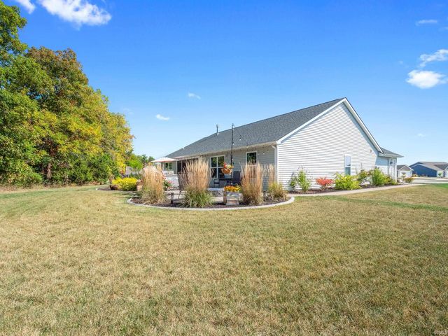 10801 Fenton Cove, Roanoke, IN 46783