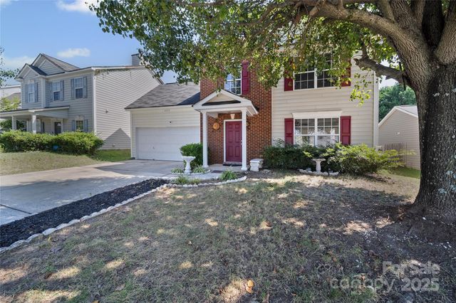 4935 Spruce Peak Road, Charlotte, NC 28278