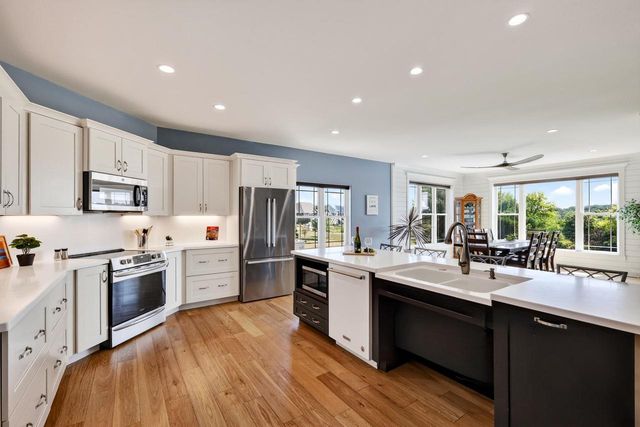 4149 Hanover Drive, Deforest, WI 53532