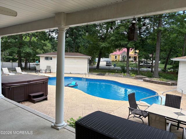 3 Joseph Court, Manchester, NJ 08759