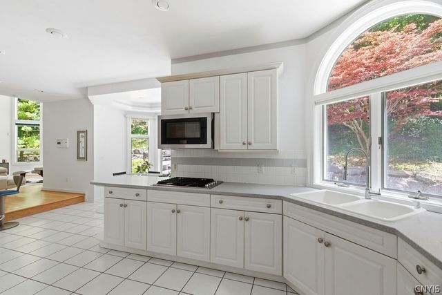 4564 Ashfield Terrace, Onondaga, NY 13215