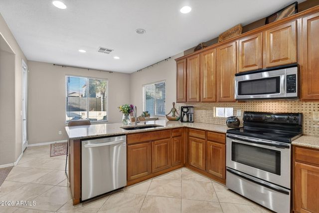 17630 W STATLER Drive, Surprise, AZ 85388