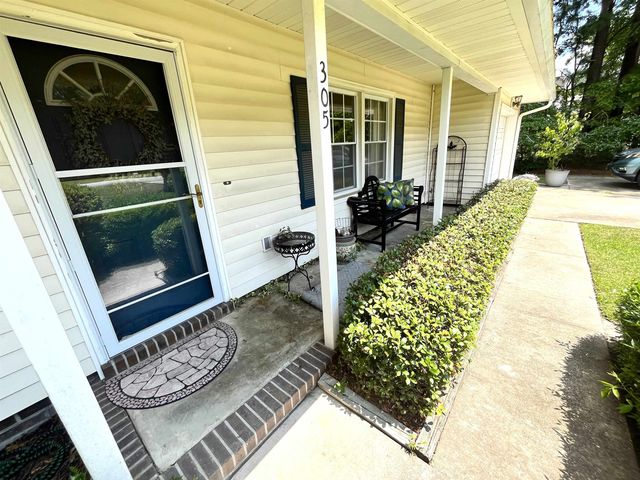 305 Troon Ln., Myrtle Beach, SC 29588
