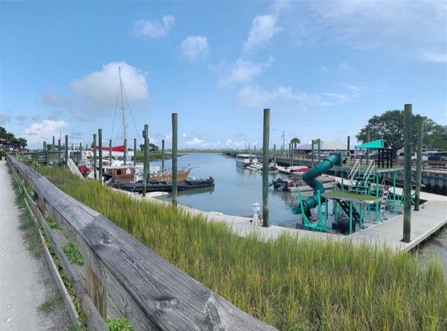 305 Troon Ln., Myrtle Beach, SC 29588