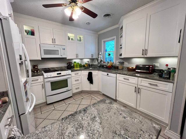 305 Troon Ln., Myrtle Beach, SC 29588