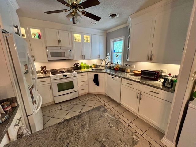 305 Troon Ln., Myrtle Beach, SC 29588