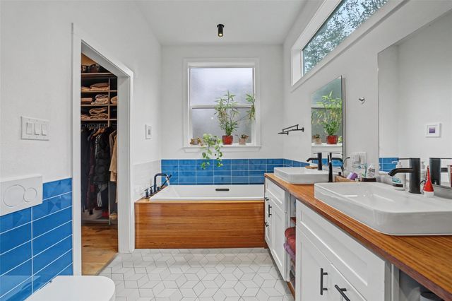 5803 Shoal Creek BLVD, Austin, TX 78757