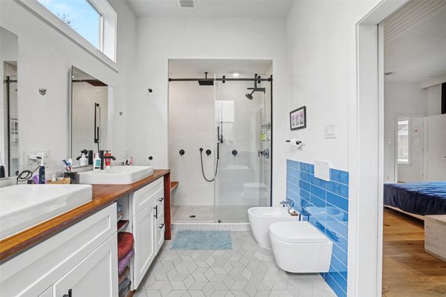 5803 Shoal Creek BLVD, Austin, TX 78757