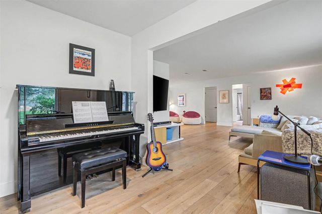 5803 Shoal Creek BLVD, Austin, TX 78757