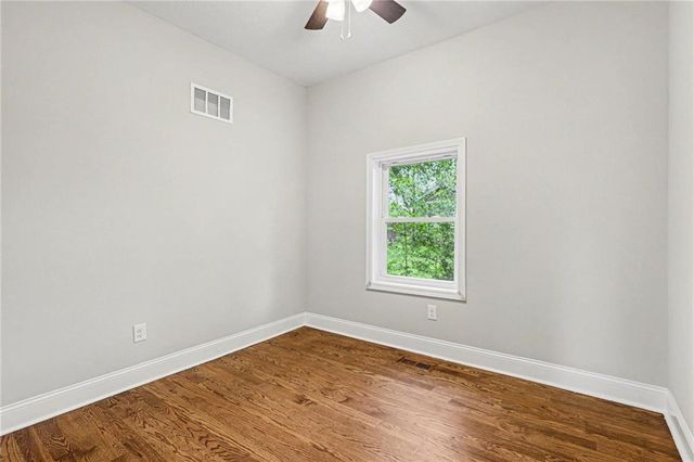 5615 Knox Avenue, Merriam, KS 66203